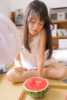 揉捏奶头高潮呻吟视频试看